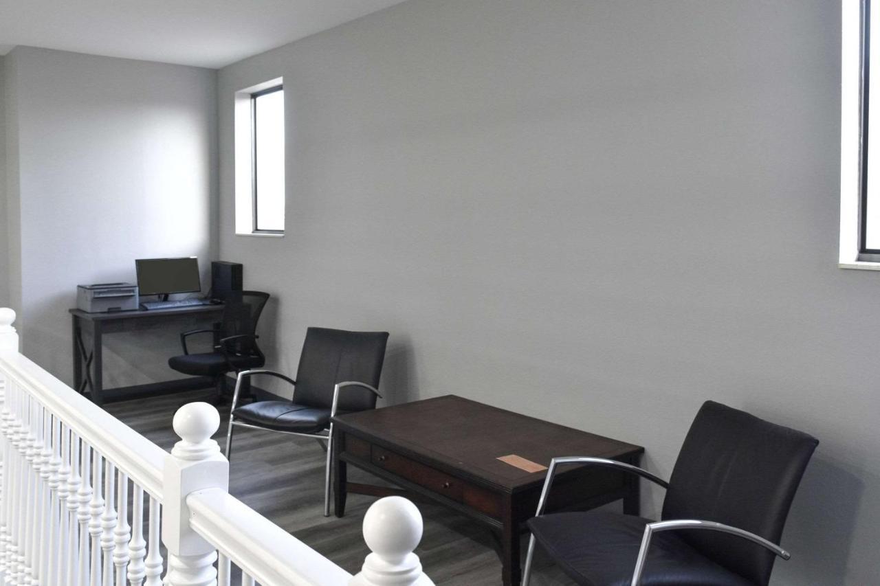 Quality Inn & Suites Brooks Louisville South Esterno foto